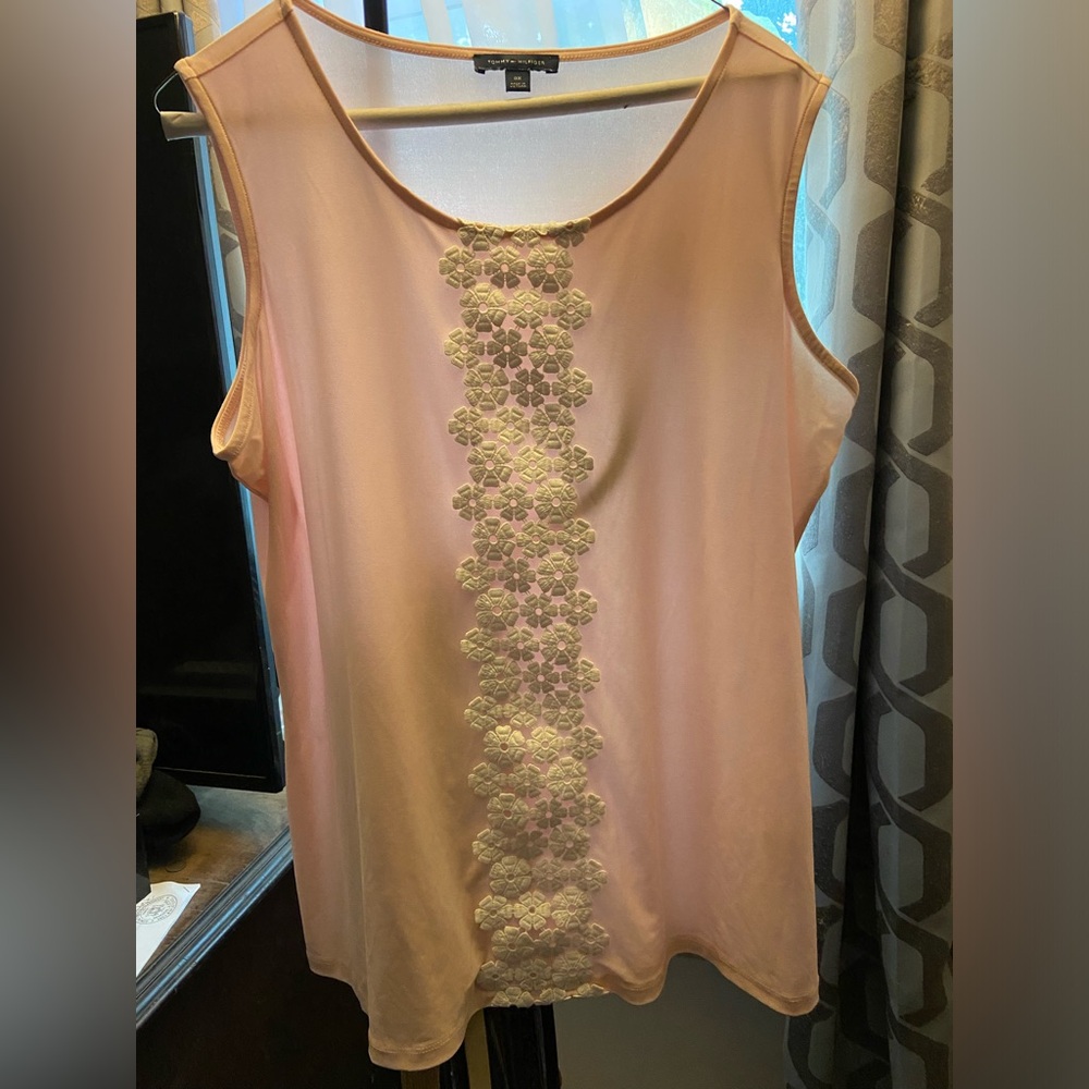 Women Tommy Hilfiger top